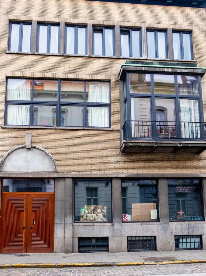 Quartier Leonard Bed & Breakfast Gent Bagian luar foto