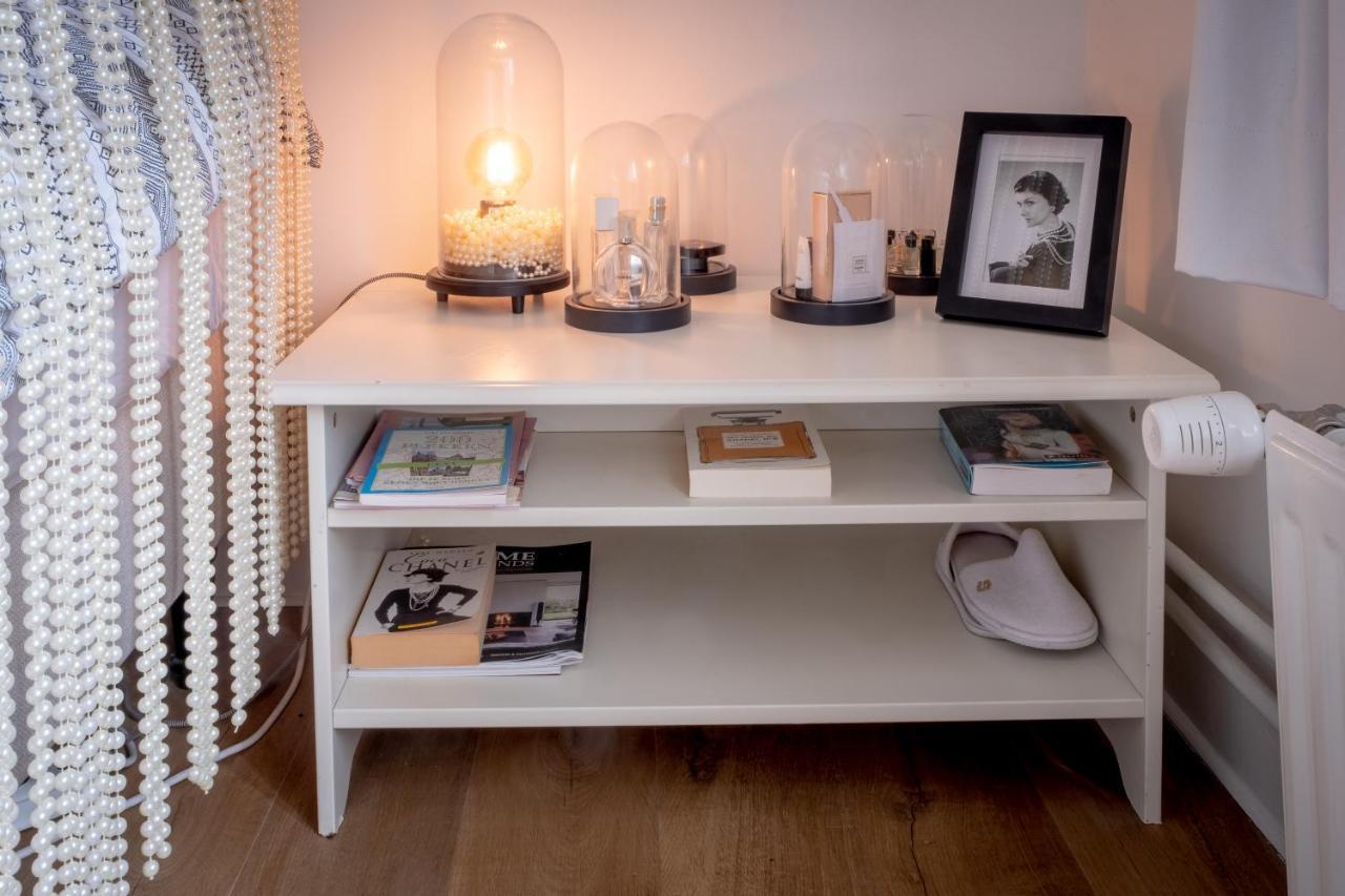 Quartier Leonard Bed & Breakfast Gent Bagian luar foto