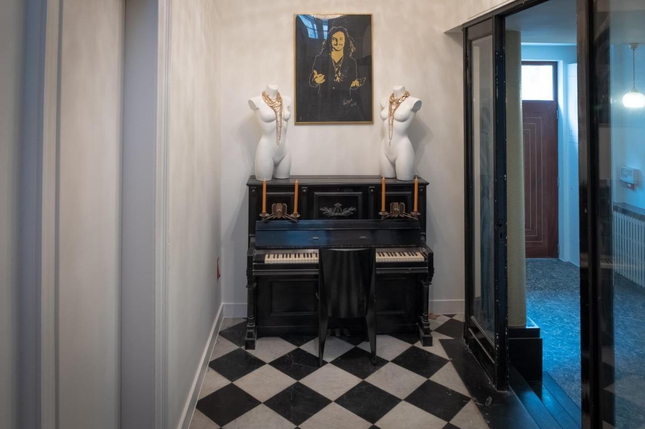 Quartier Leonard Bed & Breakfast Gent Bagian luar foto