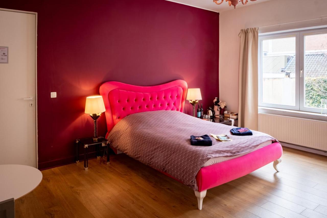 Quartier Leonard Bed & Breakfast Gent Bagian luar foto