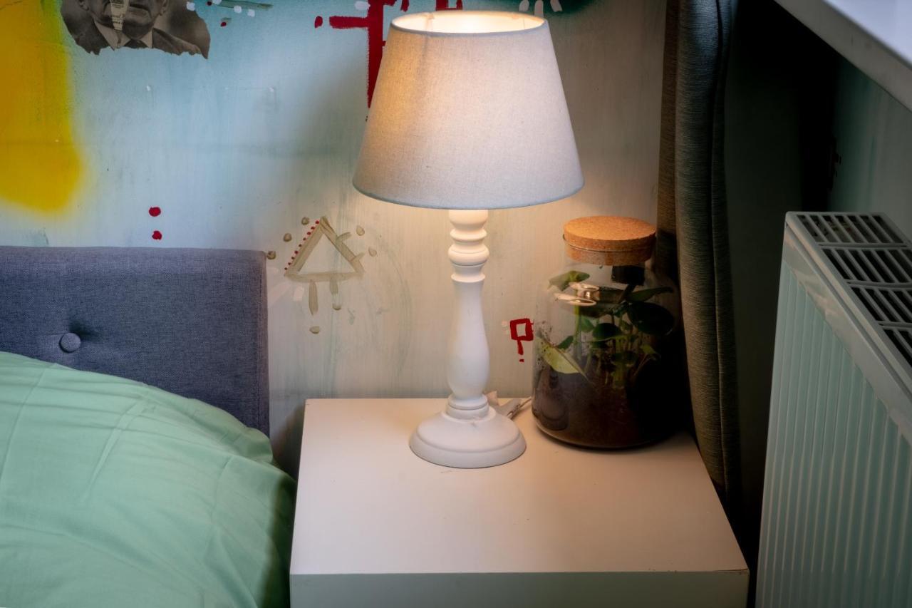 Quartier Leonard Bed & Breakfast Gent Bagian luar foto