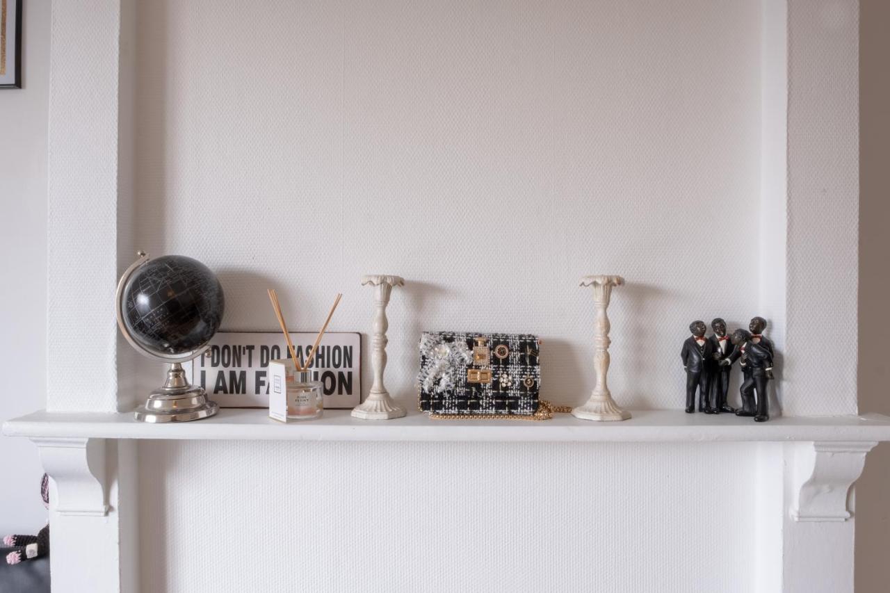 Quartier Leonard Bed & Breakfast Gent Bagian luar foto
